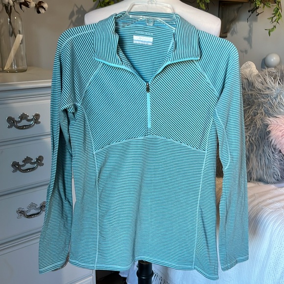 Colmbia Performance shirt fits Medium Womens Large Blue Brown Striped Top - Picture 2 of 14